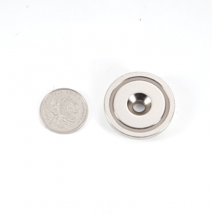 Pot magnet Ø36x7.6 mm with countersunk hole